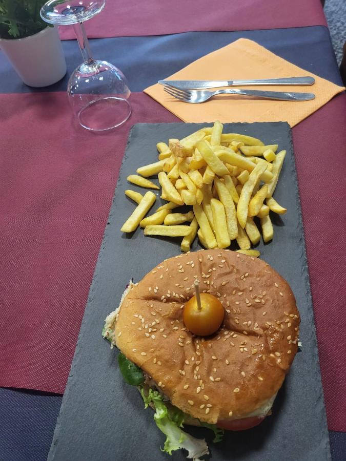 Alberg Restaurant Bellavista سانتا باو المظهر الخارجي الصورة