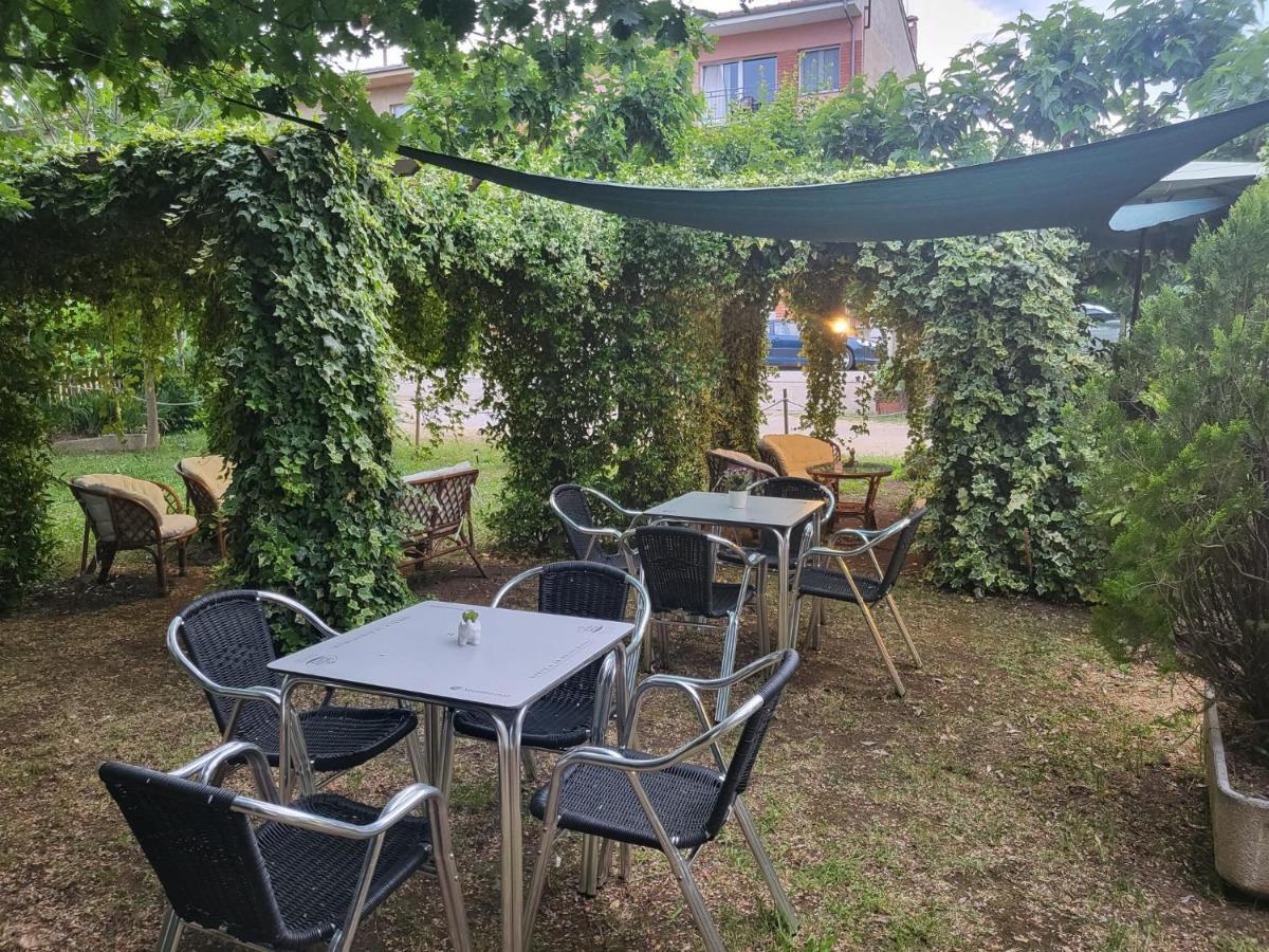 Alberg Restaurant Bellavista سانتا باو المظهر الخارجي الصورة