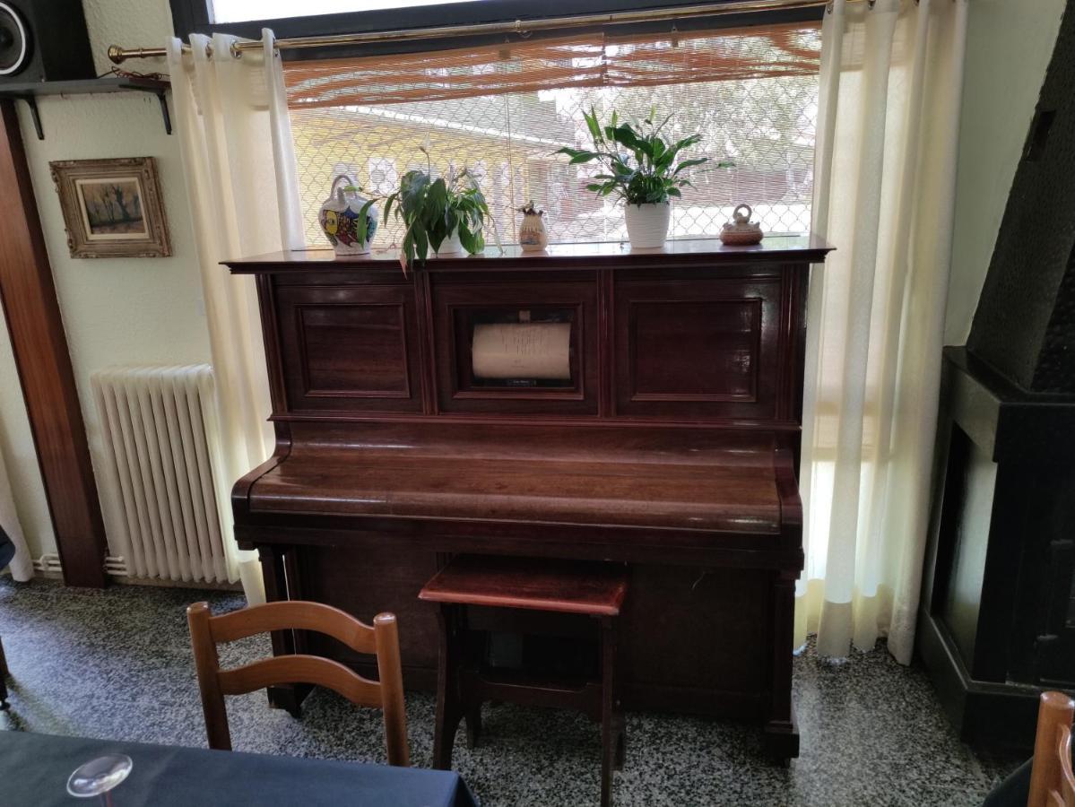 Alberg Restaurant Bellavista سانتا باو المظهر الخارجي الصورة
